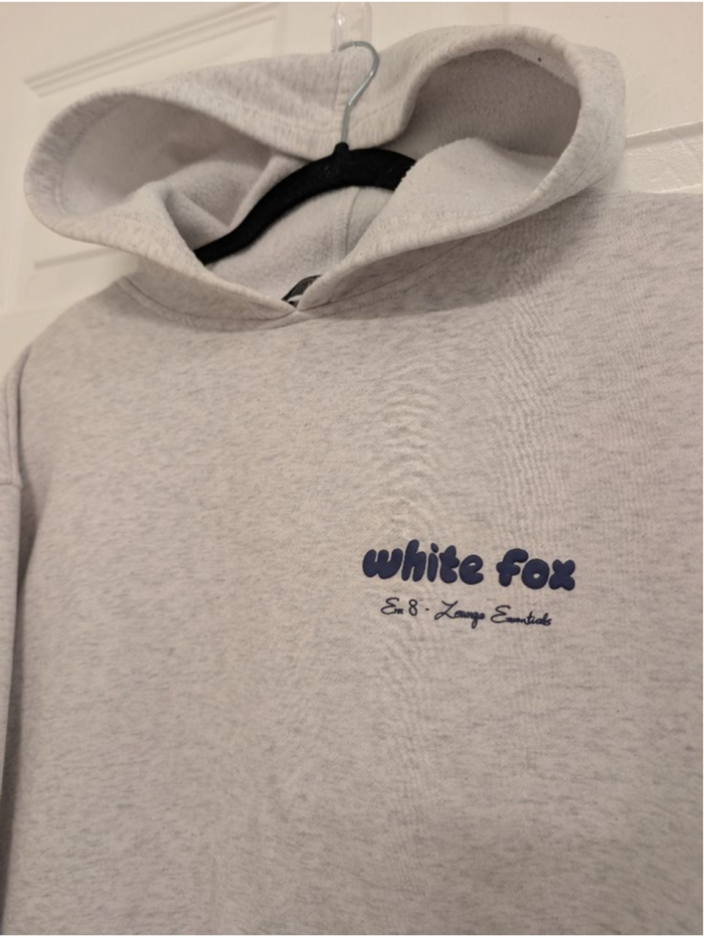 White Fox Gray Blue Lounge Essentials Era 8 Oversized Hoodie Galaxy S *Flawed* - Picture 3 of 9